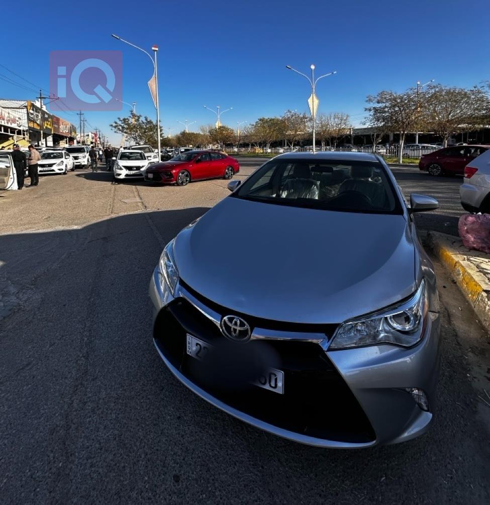 تۆیۆتا کامری